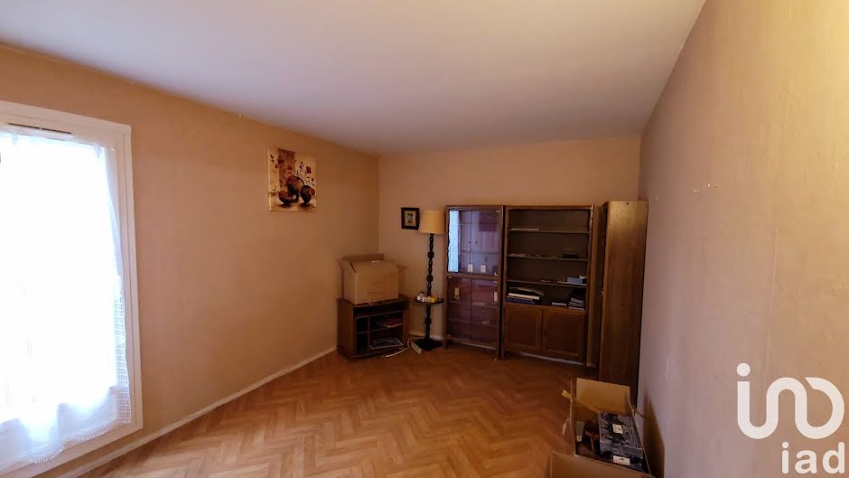 Vente appartement 5 pièces 116 m² à Angouleme (16000), 129 000 €