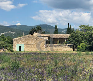 maison à Vaison-la-Romaine (84)