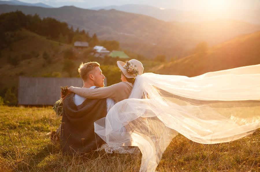 Wedding photographer Anastasiia Bolharyna (bolgarina). Photo of 30 November 2018