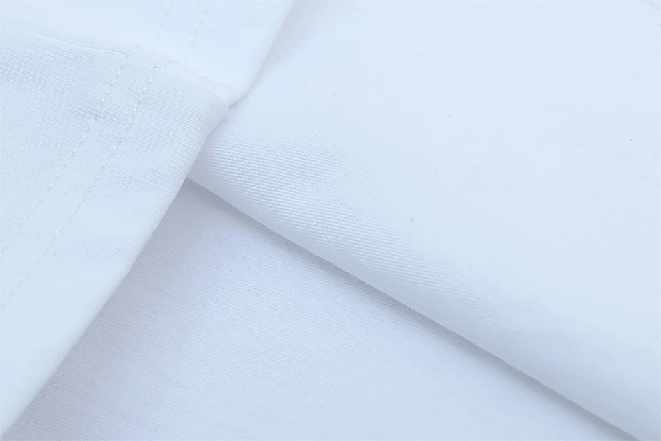 Camiseta Casual Lisa para Hombre Versátil Perfecta para Cualquier Ocasión Comodidad y Estilo en una Sola Prenda. Ideal para un Look Relajado y Moderno.