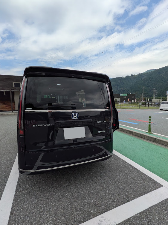 ステップワゴンの9月もよろしくお願いします。・山梨ドライブに関するカスタム事例の投稿画像2枚目
