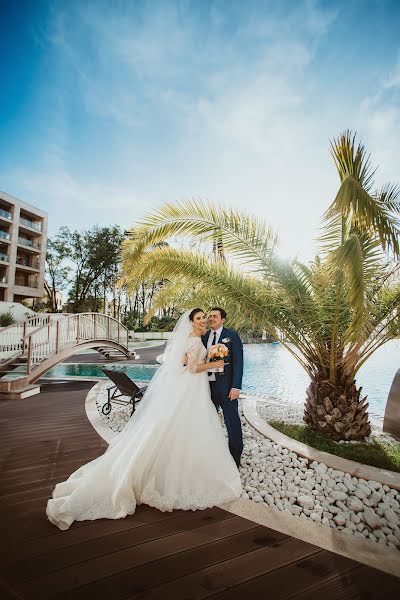 Fotógrafo de casamento Irina Zakharkina (carol). Foto de 4 de dezembro 2015