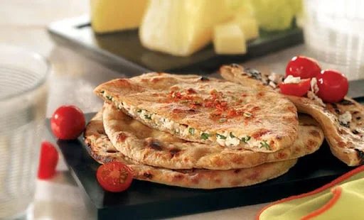 Paneer Do Pyaza Paratha.