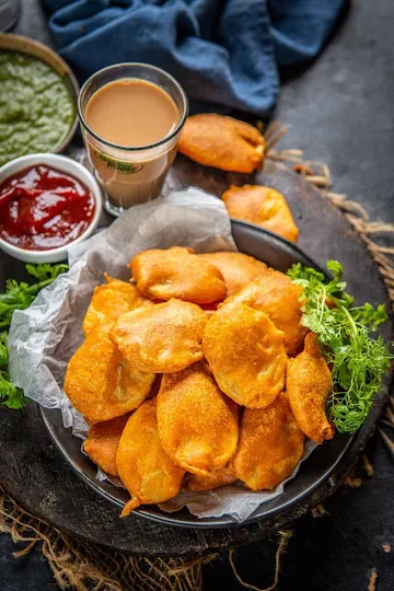 best-pakora-recipes_AlooPakoras_WhiskAffair