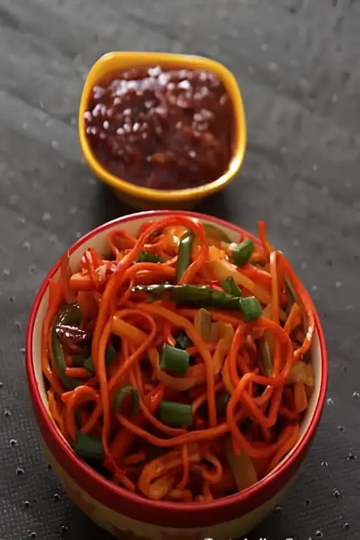 Schezwan Hakka Noodles