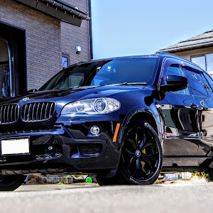 X5 xDrive 30i