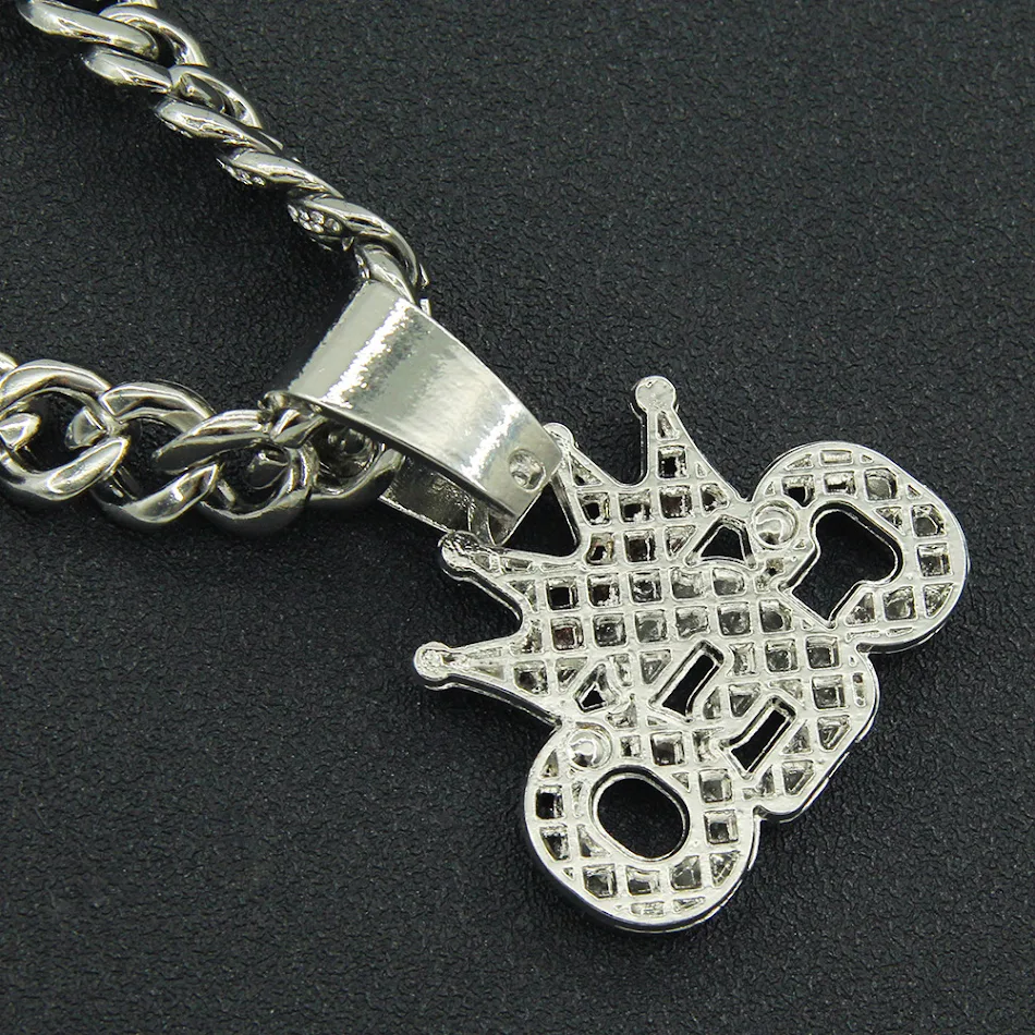 Europese Hip Hop Full Diamond Kroon Letters Hanger Cubaanse Ketting, voor een opvallende, luxueuze uitstraling.