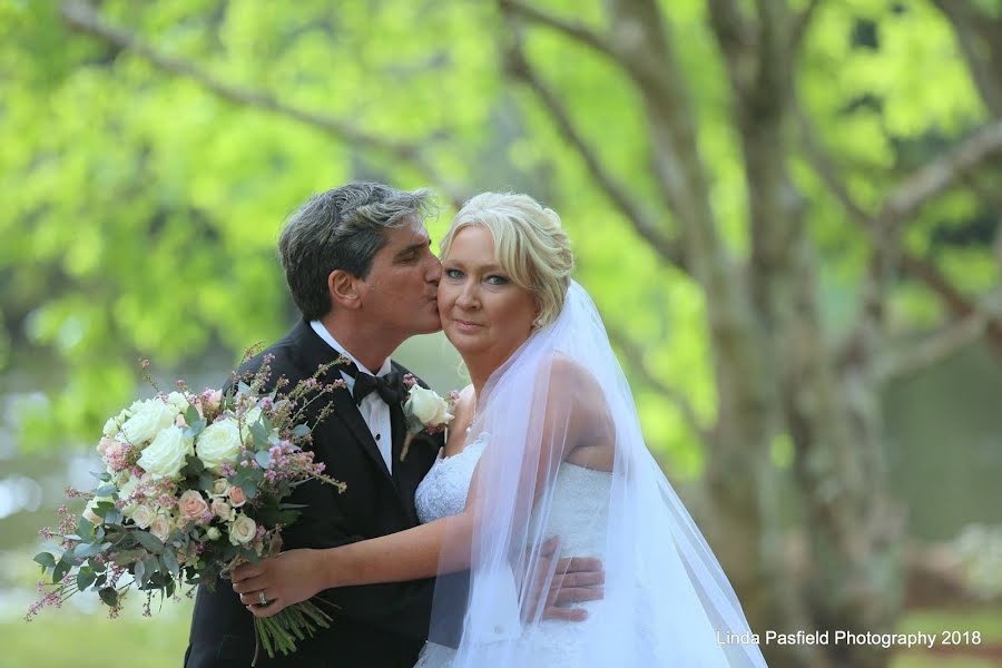 Wedding photographer Linda Pasfield (lindapasfield). Photo of 27 January 2019