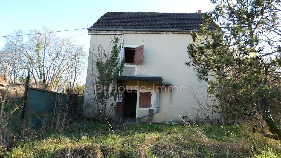 Vente maison 2 pièces 35 m² à Saint-Aignan-des-Noyers (18600), 25 500 €