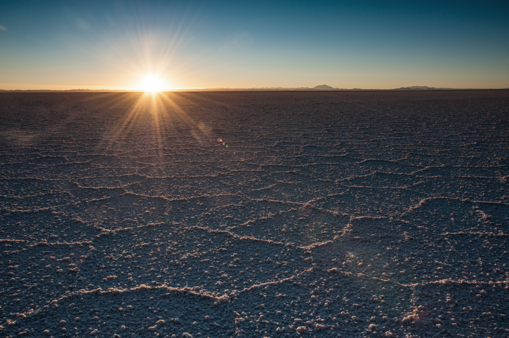 Alba al Salar de Uyuni di laurafacchini