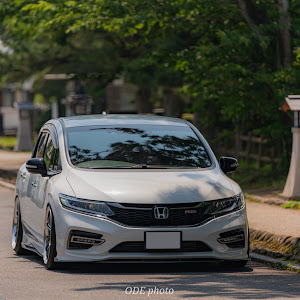 ジェイド FR5
