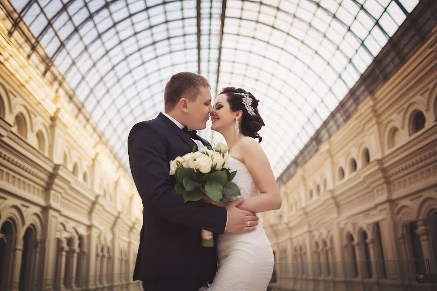 Fotógrafo de casamento Aleksey Panteleev (panteleev83). Foto de 29 de novembro 2014