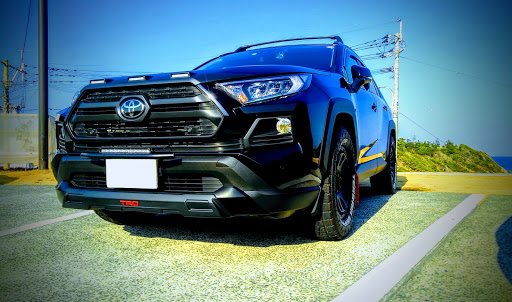 Rav4 Mxaa54の艶消しクリア塗装 左斜め前写真展 ラバースプレー 写活 海岸沿いに関するカスタム メンテナンスの投稿画像 車 のカスタム情報はcartune