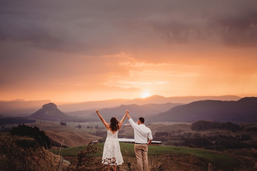 Wedding photographer Tahlia Dredge (capturedbytahlia). Photo of 23 June 2020