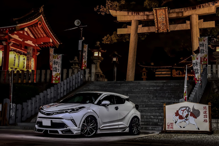 C-HRの今年もよろしくお願いします・健康が一番ですね☺️・ROWEN🐺・SIGMA Art・今年の愛車抱負に関するカスタム事例の投稿画像1枚目