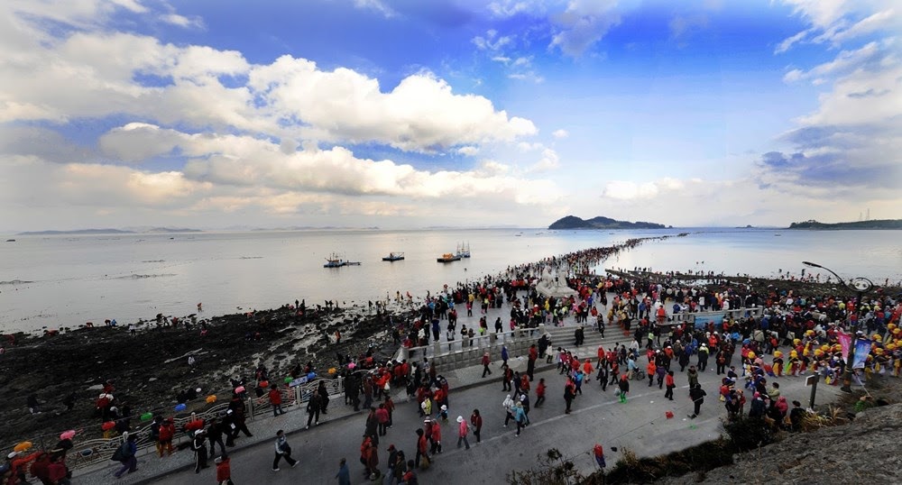 O milagre de Moisés na ilha de Jindo