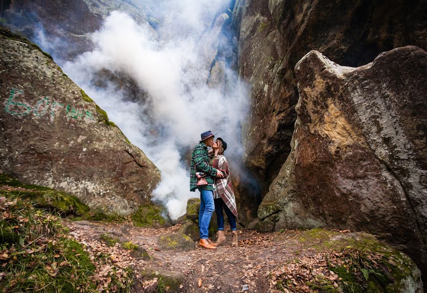 Wedding photographer Ivan Kalinichenko (ivanfozz). Photo of 24 April 2021