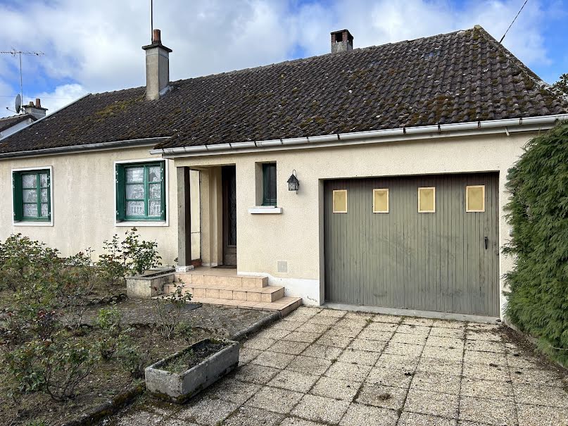 Vente maison 5 pièces 73 m² à Poilly-lez-Gien (45500), 82 000 €