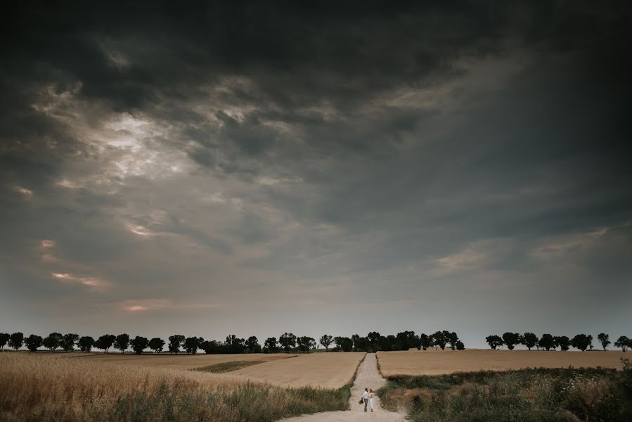 Fotógrafo de casamento Dorota Bukowska-Kmin (bukowskakmin). Foto de 29 de novembro 2019