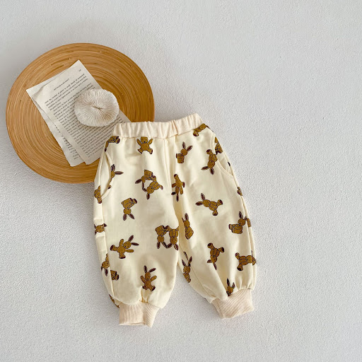 Title 6, Printed long-sleeved top and trousers two-piece...