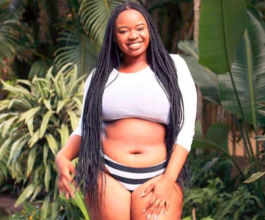 thickleeyonce ಮೇಲೆ X: Fat girls should not wear crop tops or show their  bellies Me:  / X