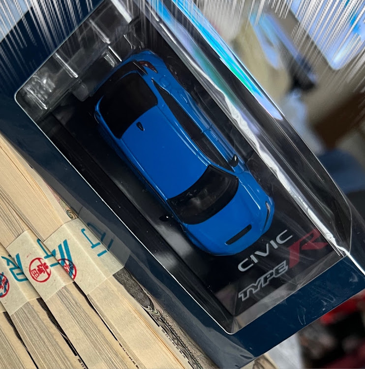 シビックタイプRの入庫しました・納車待ち・typeR・ずぶ濡れの愛車に関するカスタム事例の投稿画像6枚目
