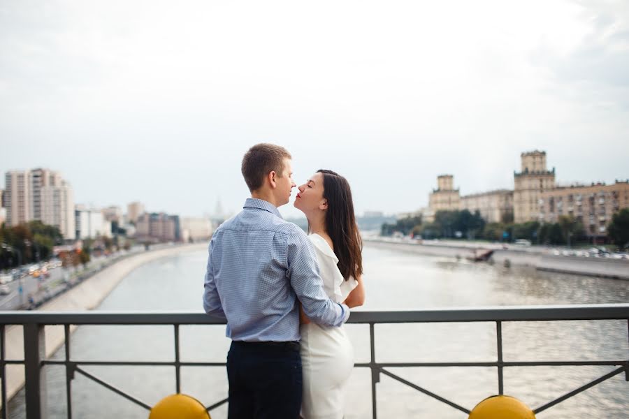 Photographe de mariage Aleksandra Pavlova (pavlovaaleks). Photo du 17 février 2017