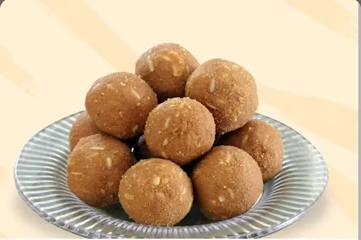 Besan Laddu