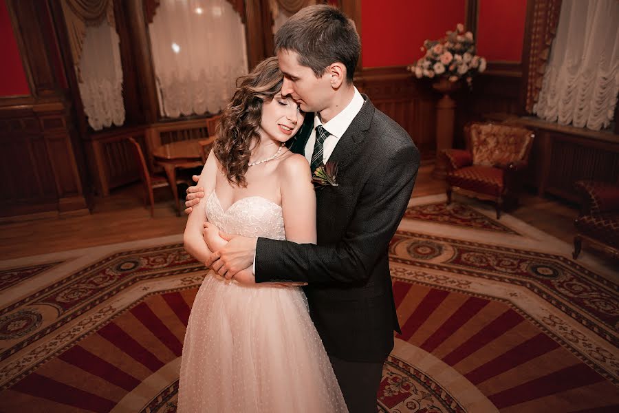 Fotografo di matrimoni Evgeniya Yanceva (eniffer). Foto del 17 agosto 2020