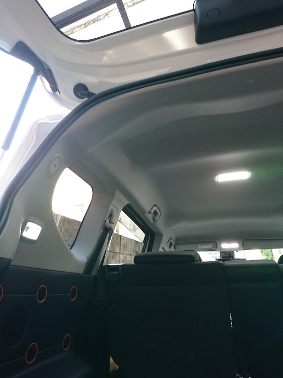 シエンタのLED・ルームランプ交換・シエンタ・NHP170に関するカスタム事例の投稿画像1枚目