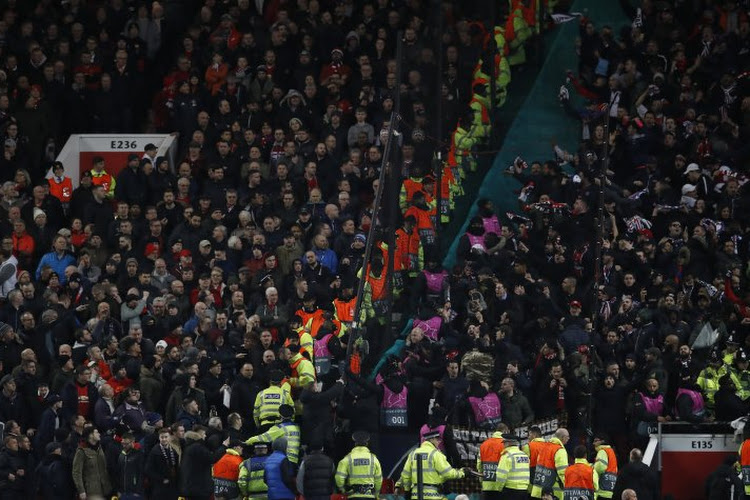 Un supporter de Manchester poignardé à Paris après la qualification