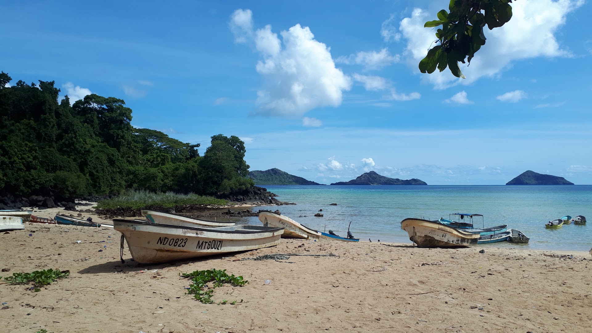 Fishing boats in the village of Miremani, Moheli@PAREO-IRD/DIDEM-PNM