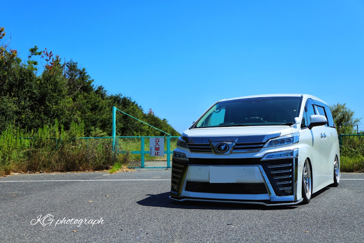ヴェルファイアの淡路・カメ活・久々・洗車したいに関するカスタム事例の投稿画像1枚目