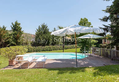 Villa avec piscine et jardin 5