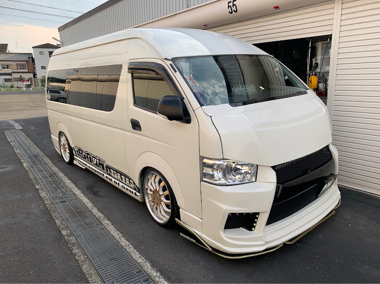 ハイエースバンのコマガレージ・スパロン連合艦隊・オフ会・ハイエース・スパロンに関するカスタム事例の投稿画像1枚目