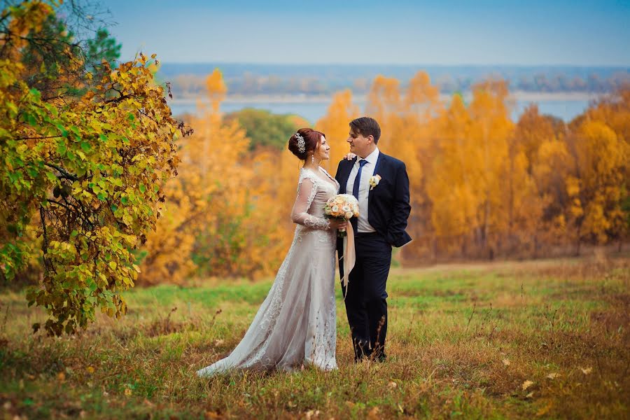 Fotografo di matrimoni Anna Kolmakova (anutakolmakova). Foto del 16 ottobre 2017