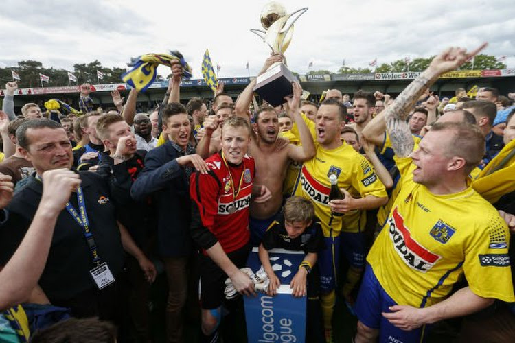 Westerlo-fans bouwen feestje met spelers