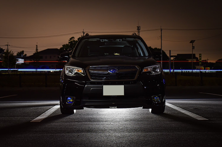 フォレスターのローダウンSUV・ドライブ・forester・スケルトンボンネットに関するカスタム事例の投稿画像1枚目