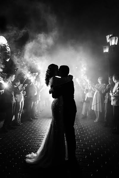 Fotógrafo de casamento Mila Tobolenko (milacacao). Foto de 28 de setembro 2017