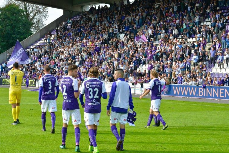 Beerschot Wilrijk staat aan de leiding en komt met deze geweldige actie!