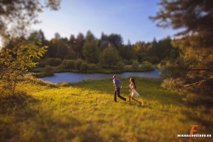 Wedding photographer Mikhail Nosikov (mikhailnosikov). Photo of 6 August 2013