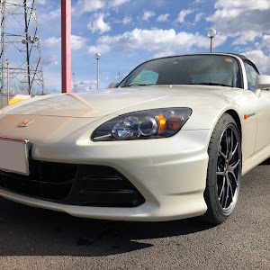 S2000