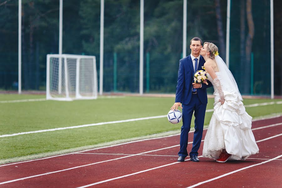 Photographe de mariage Aleksandr Illarionov (illarionov). Photo du 25 août 2014