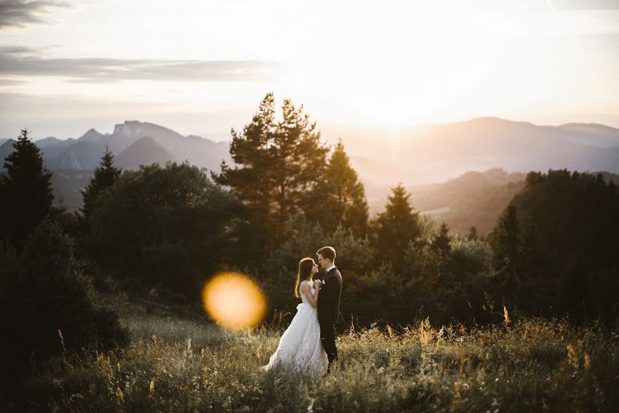 Fotógrafo de casamento Patrycja Kierońska (mal4wina). Foto de 14 de janeiro 2019