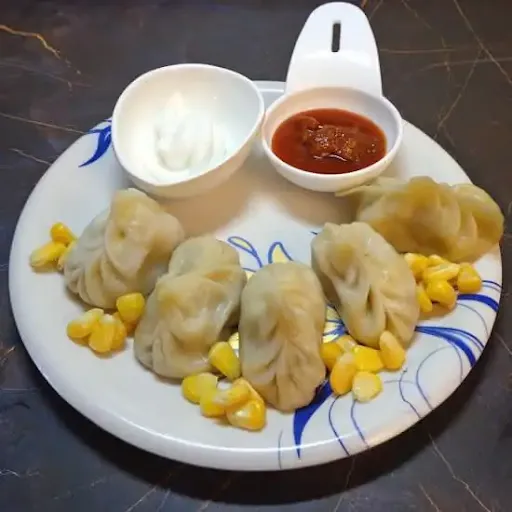 Cheese & Corn Momos (6 Pcs)