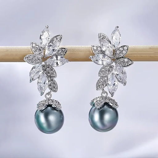 Title 9, Vintage artificial pearl earrings with wheat fl...