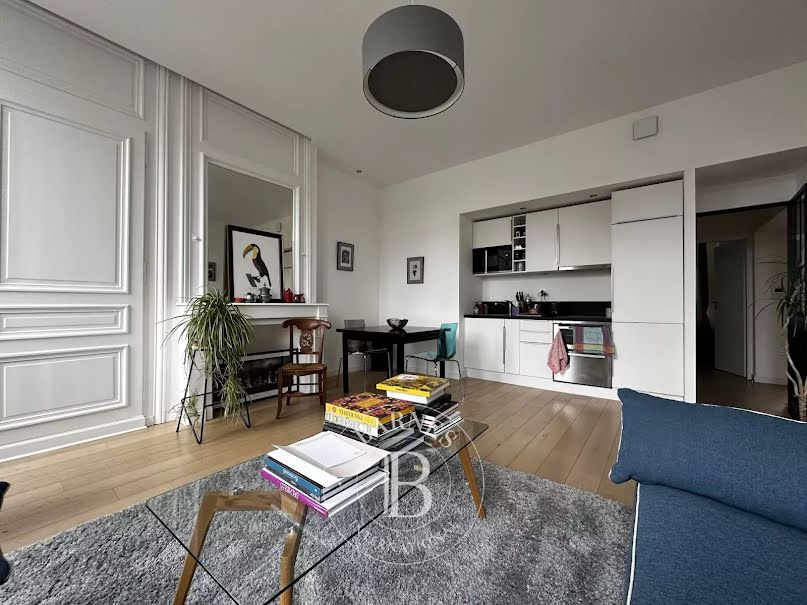 Location  appartement 3 pièces 65.61 m² à Lille (59000), 1 480 €