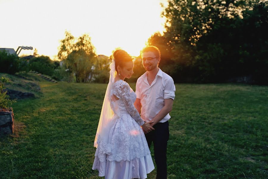 Bryllupsfotograf Viktoriya Ryndina (ryndinavika). Bilde av 21 april 2015