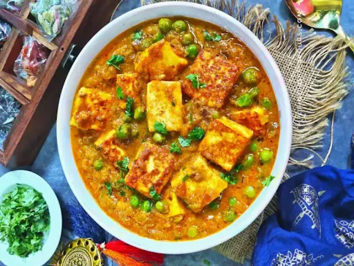 Mutter Paneer