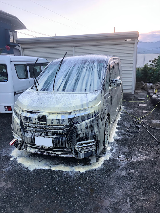 ステップワゴンスパーダのスパシャン・洗車・フォームキャノン・めざせヌルテカ・ホイールに関するカスタム事例の投稿画像2枚目